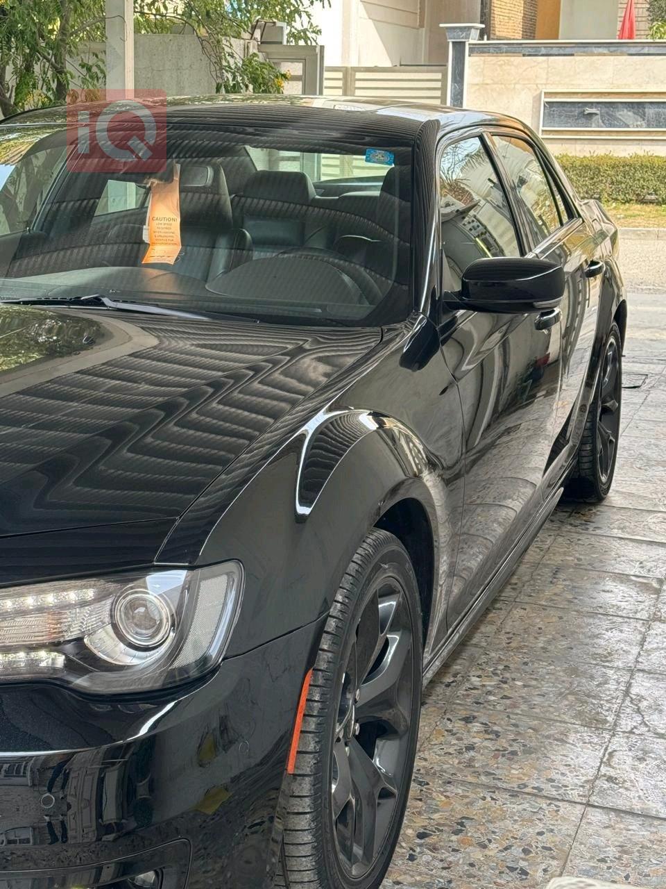 كرايسلر 300